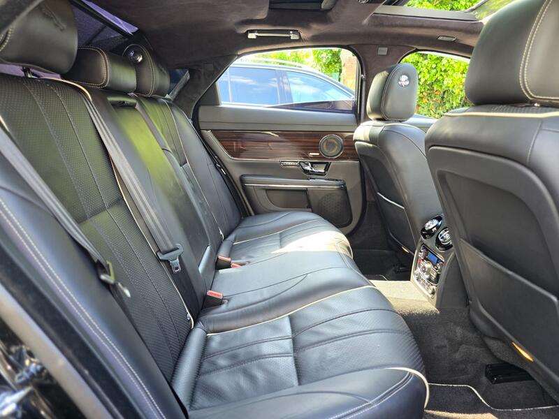 JAGUAR XJ