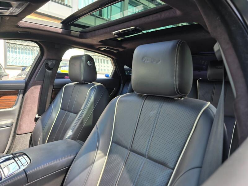 JAGUAR XJ