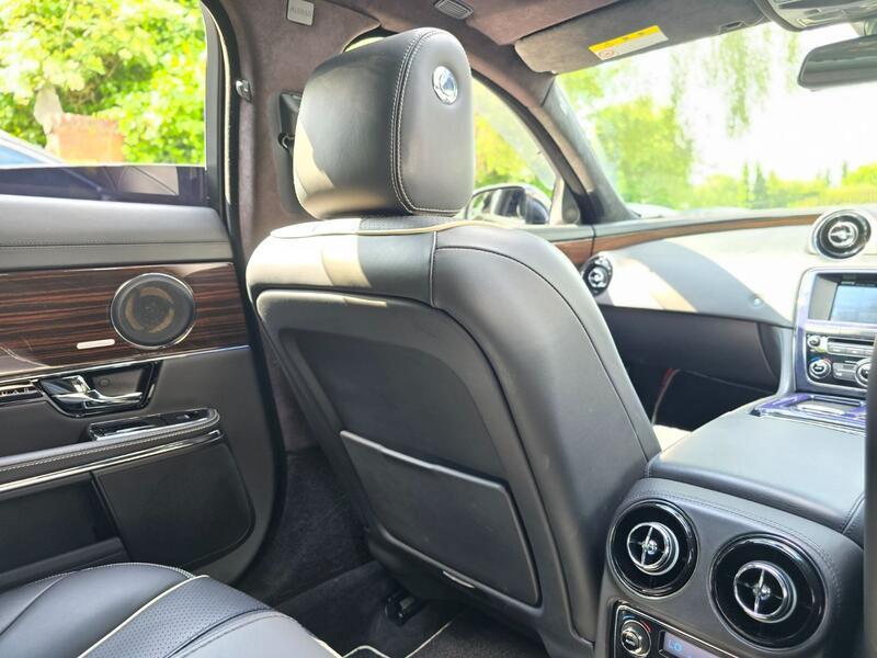 JAGUAR XJ