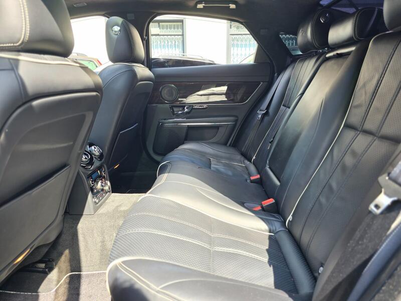 JAGUAR XJ