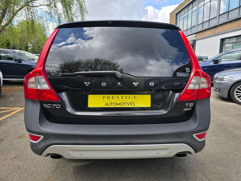 VOLVO XC70
