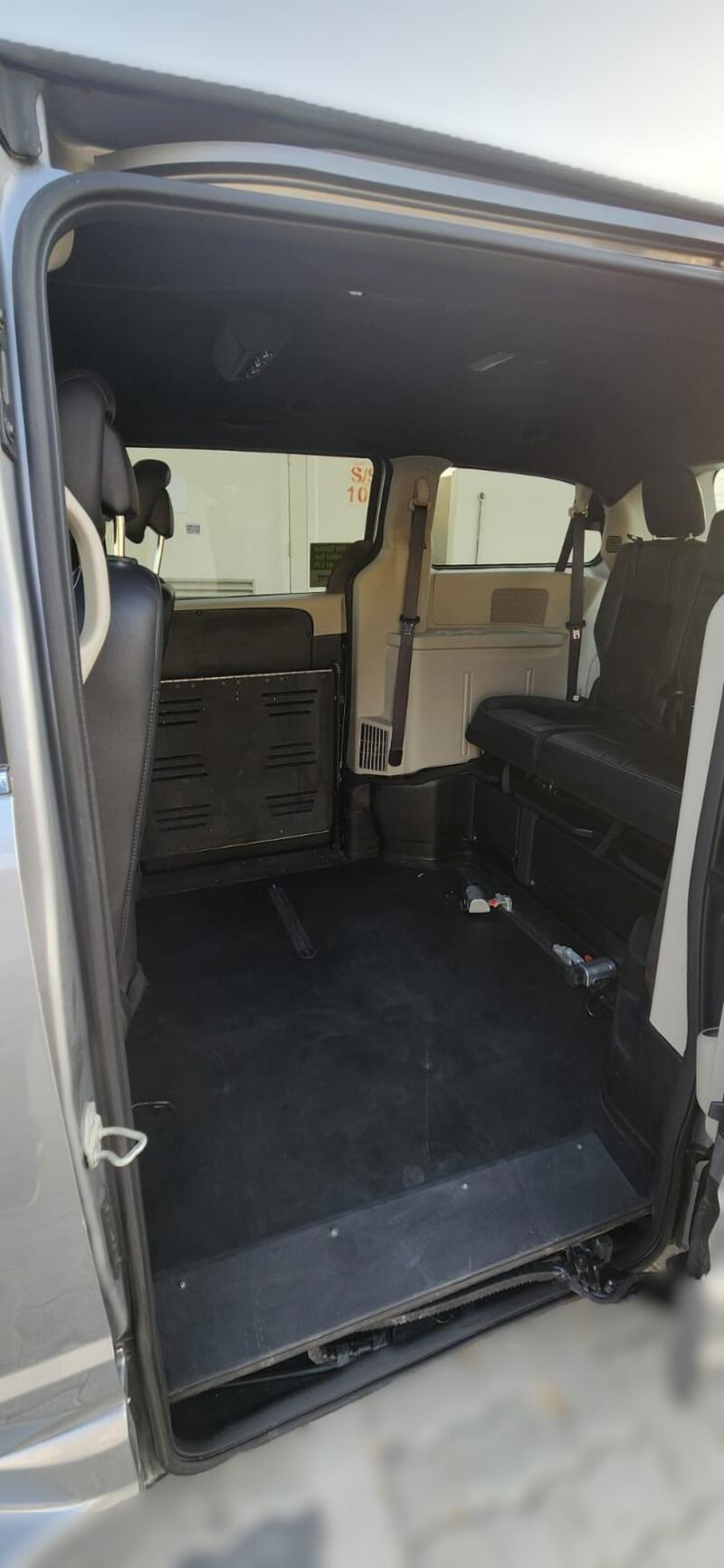 DODGE CARAVAN