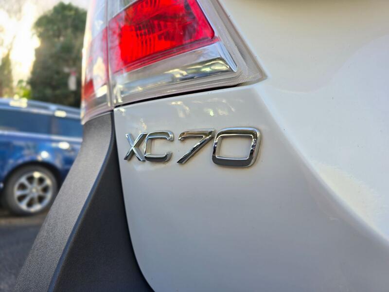 VOLVO XC70