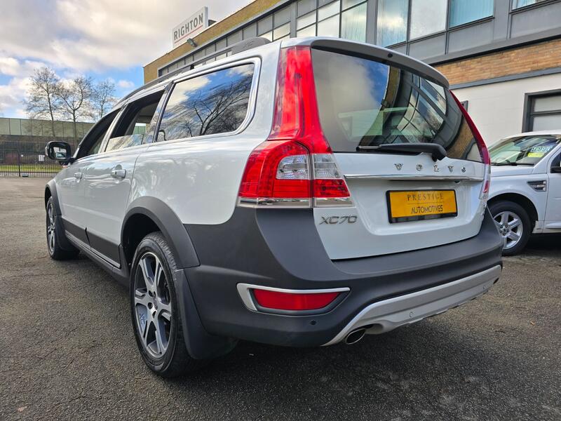 VOLVO XC70