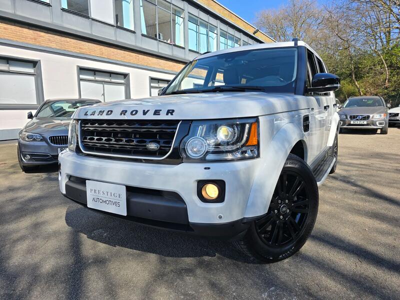 View LAND ROVER DISCOVERY 4 3.0 LTR V6 SUPERCHARGED LHD FUJI WHITE TAX FREE VAT Q. PRICE PLUS TAX + VAT IF UK REGISTERED