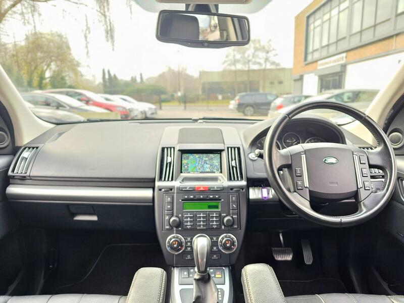 View LAND ROVER FREELANDER 2 3.2 4X4 AUTOMATIC PETROL ULEZ COMPLIANT ONLY 48,500 VERIFIED MILES FINISHED IN WHITE