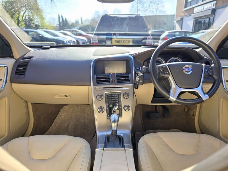 View VOLVO XC60 2.0 T5 SE AUTO PETROL 40,000 VERIFIED MILES ULEZ FREE CASPIAN BLUE IVORY LEATHER 