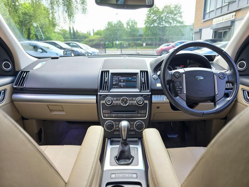 View LAND ROVER FREELANDER 2 2.0 Si4 AUTOMATIC PETROL AINTREE GREEN BEIGE LEATHER ULEZ FREE ONLY 52K VERIFIED MILES DUE MAY