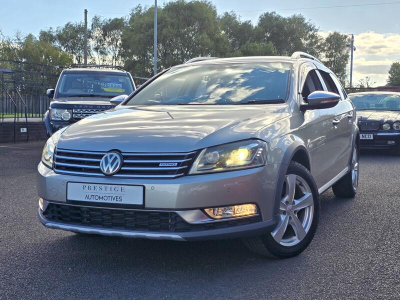 View VOLKSWAGEN PASSAT 2.0 TSI Sport 4 MOTION ALLTRACK LEATHER SEATS ONLY 26K VERIFIED MILES APPLE CAR PLAY ANDROID AUTO