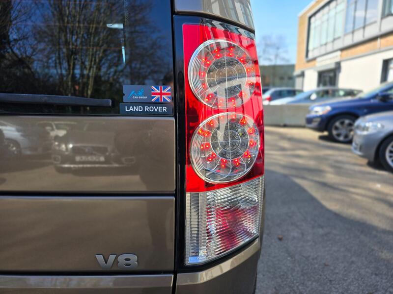 LAND ROVER DISCOVERY 4