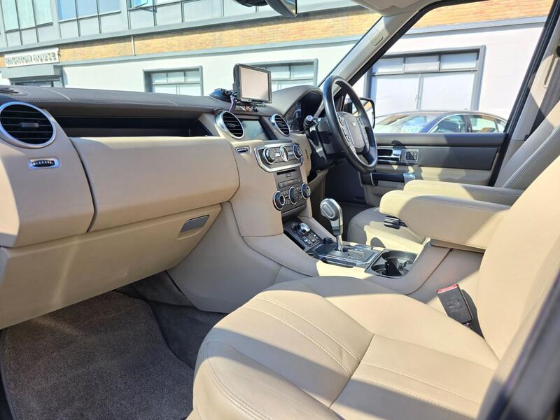 LAND ROVER DISCOVERY 4