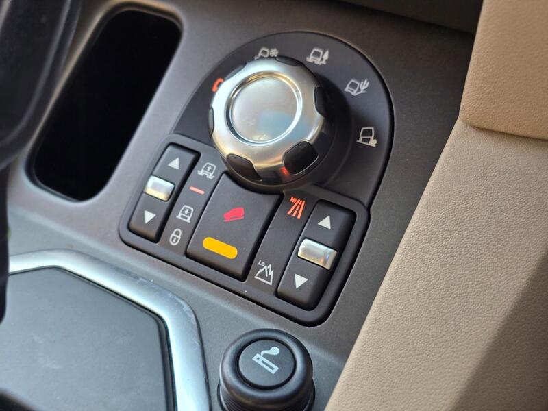 LAND ROVER DISCOVERY 4