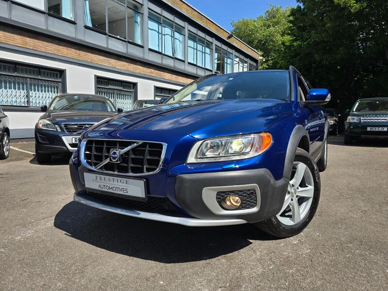 View VOLVO XC70 3.2 SE OCEAN RACE EDITION VERY RARE AWD AUTO PETROL ULEZ COMP 69K MILES IN PREP