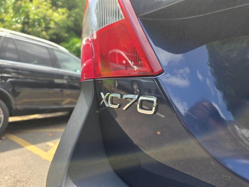 VOLVO XC70