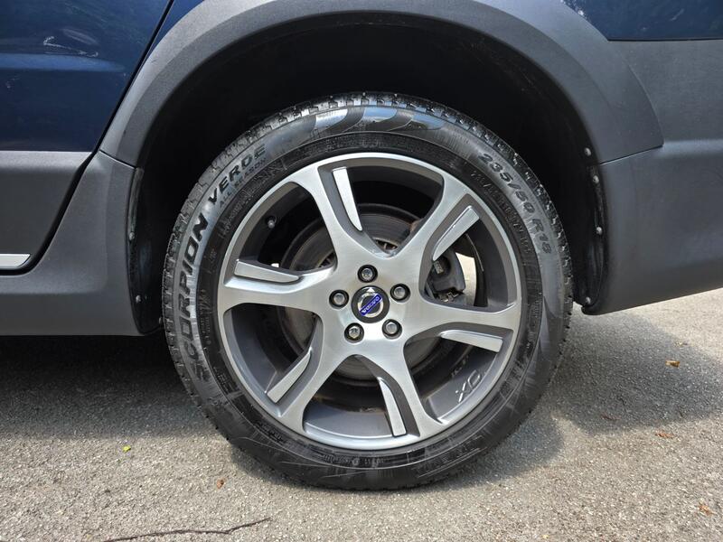 VOLVO XC70