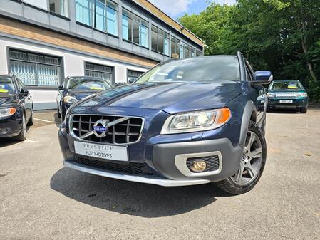 VOLVO XC70 2.4 D5 SE Lux CASPIAN BLUE IVORY LEATHER SAT NAV CRUISE CONTROL EXCPETIONAL CONDITION THROUGHOUT