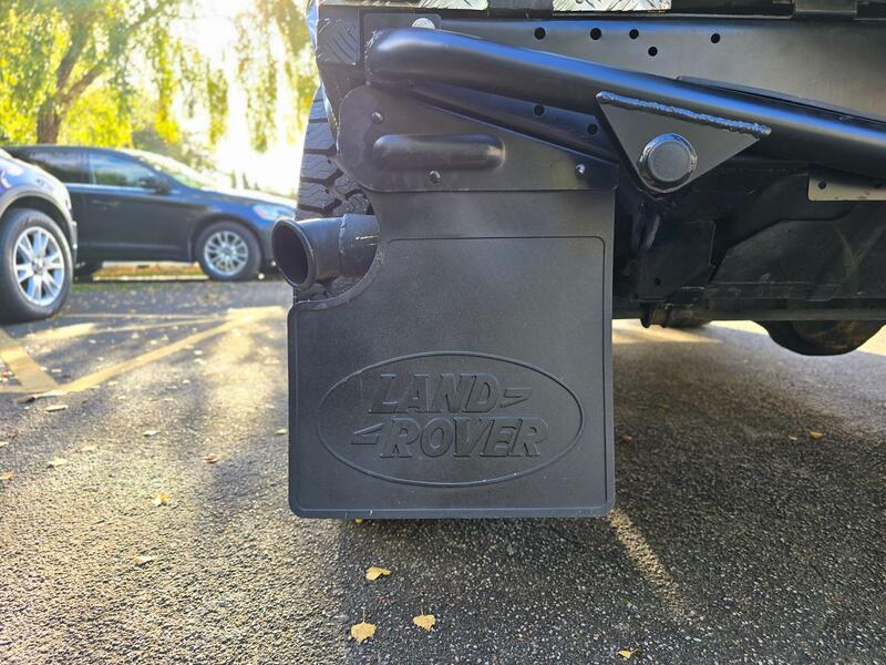 LAND ROVER DEFENDER 90