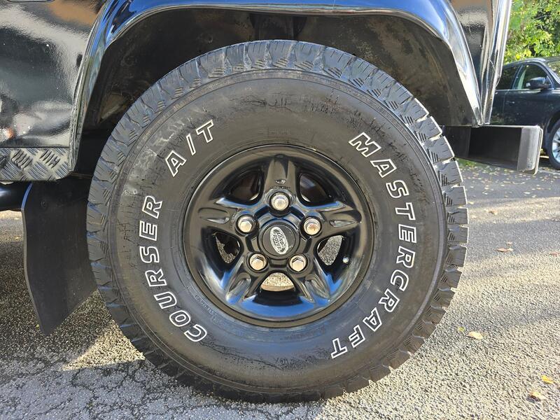 LAND ROVER DEFENDER 90