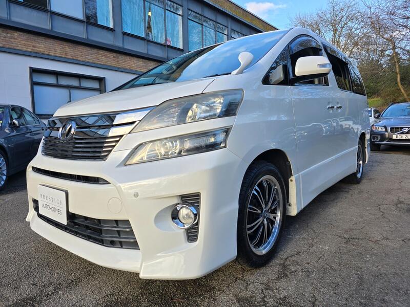 TOYOTA VELLFIRE