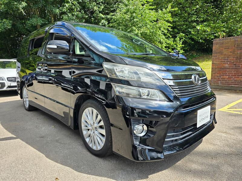 TOYOTA VELLFIRE