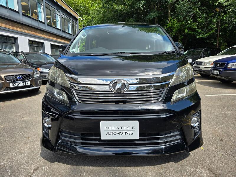TOYOTA VELLFIRE