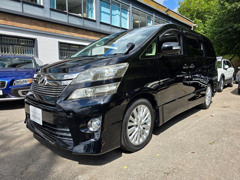 TOYOTA VELLFIRE