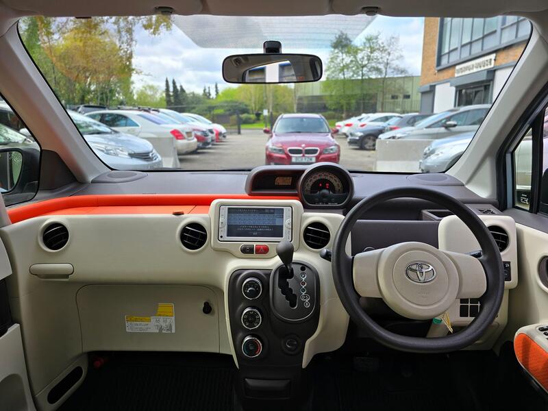 TOYOTA SPADE